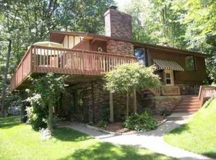 8500 Maple Dale Rd, Horton, MI 49246