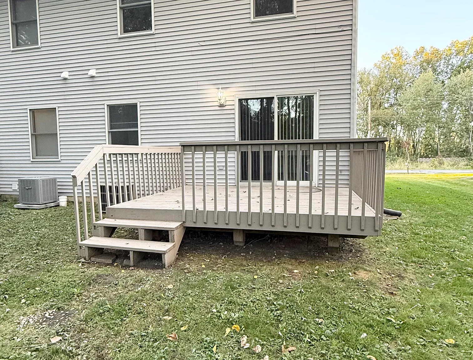 3 bed, 1500 sqft, $1,600 — Photo 2
