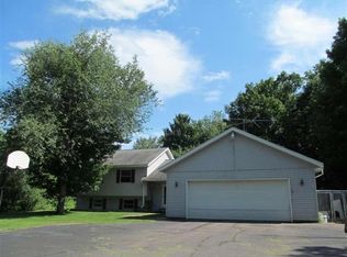 N1625 Sugar Bush Rd, Antigo, WI 54409