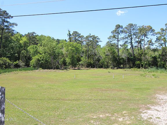 4th image of 223 Bear Creek Rd