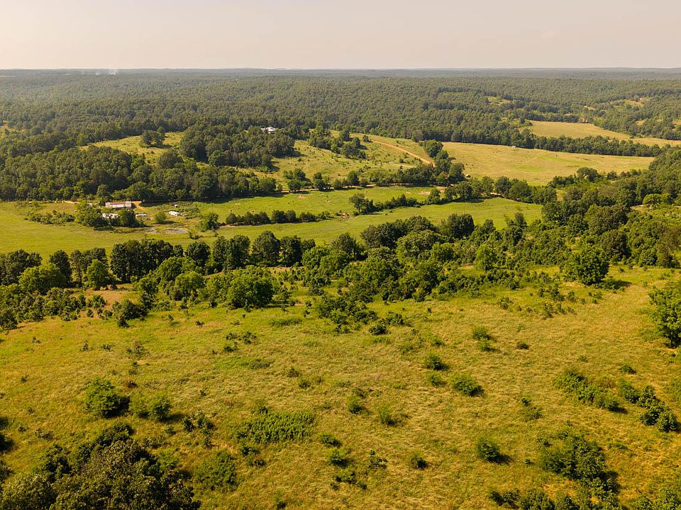 1st image of 804 Banks Road