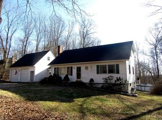 54 Crouch Rd, Amston, CT 06231