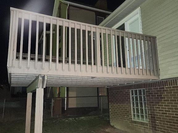 12X10 DEACK OFF DINING ROOM