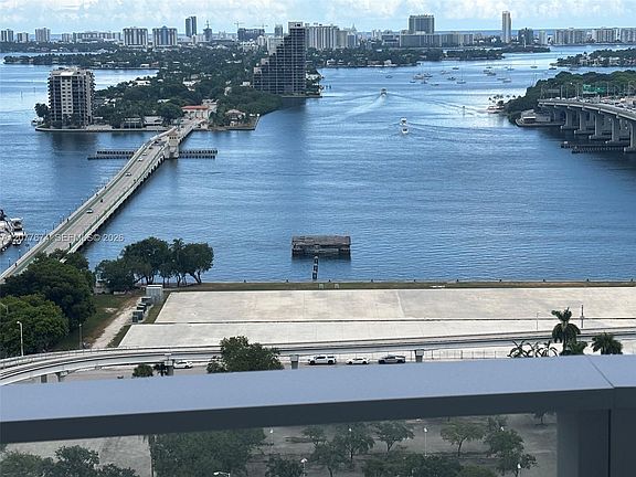 5th image of 1400 Biscayne Blvd #2106