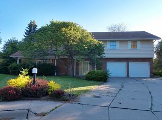 10 Sioux Ln, Kearney, NE 68847