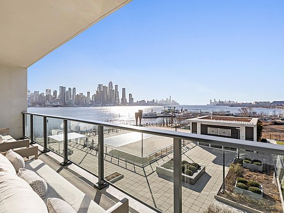 4th image of 1200 Avenue At Port Imperial APT 509