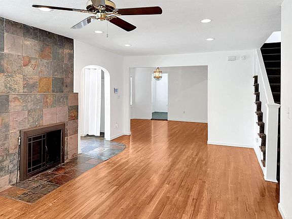 2nd image of 100 Forest Park Pl