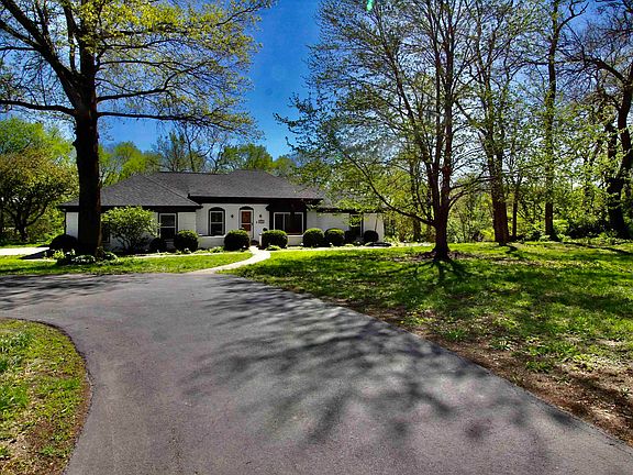 5th image of 609 N Swords Ave