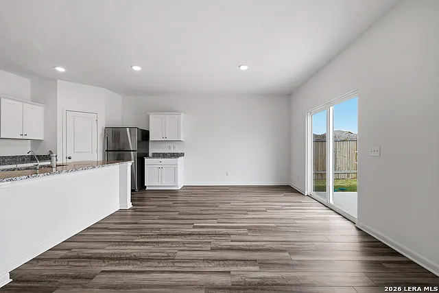 874 Barnacle Ct — Photo 10