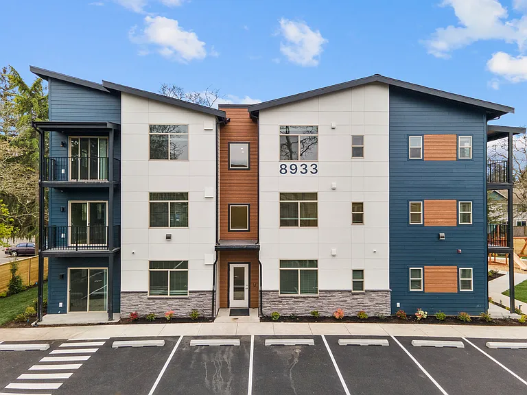 Heron Heights — Photo 10
