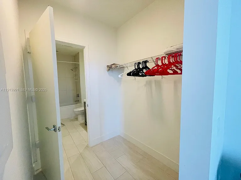 2000 Metropica Way #605 — Photo 23