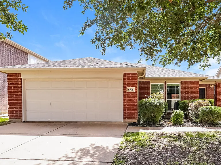 6708 Friendsway Dr — Photo 1