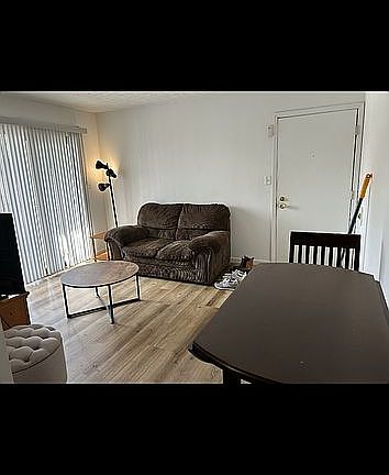 5th image of 1406 University City Blvd #O