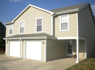1226 Helen Ct, Eudora, KS 66025