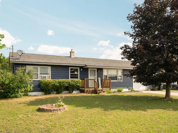 1044 N Borden Dr, Gaylord, MI 49735