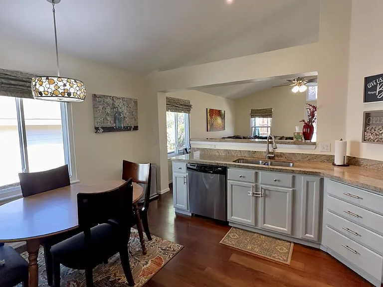 9611 Salem Ct — Photo 6