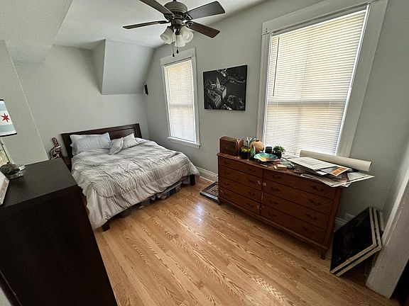 4th image of 4123 N Narragansett Ave APT 2