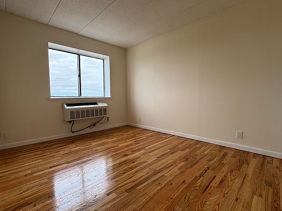 3rd image of 14518 34th Ave APT 3D