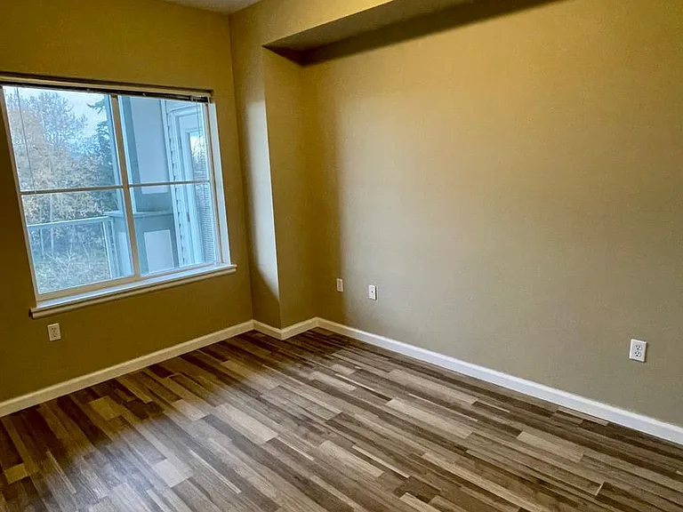 251 W Bakerview Rd #405 — Photo 14