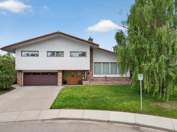 3340 Morley Cres NW, Calgary, AB T2M 4K9