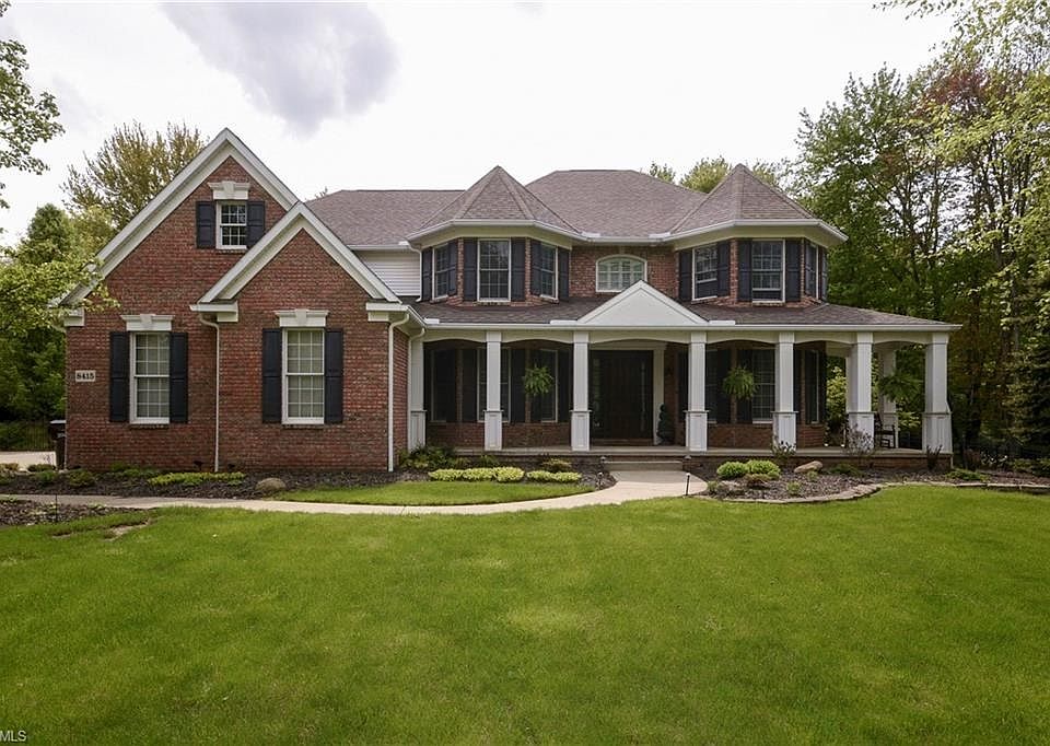 1st image of 8415 Wembley Ct