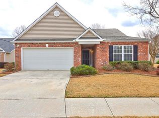 412 Mockingbird Dr, Loganville, GA 30052