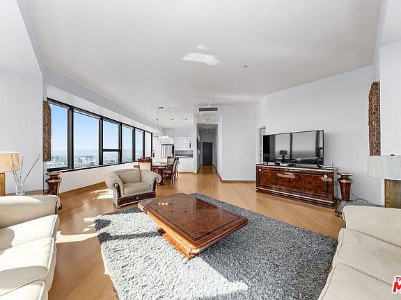 4th image of 1100 Wilshire Blvd APT 3508