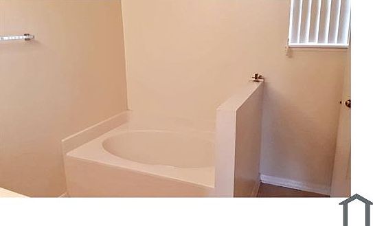 1st image of 1824 Ashton Park Pl