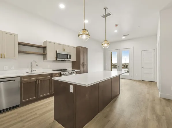 The Reverie at Taylors Crossing