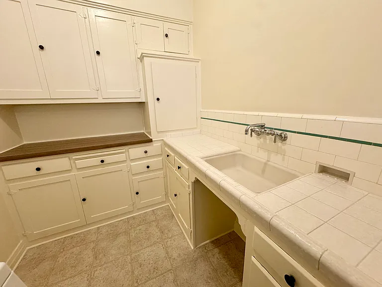 1324 N New Hampshire Ave #1 — Photo 4