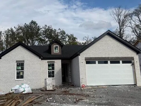 300 Krauss Dr, Nicholasville, KY 40356