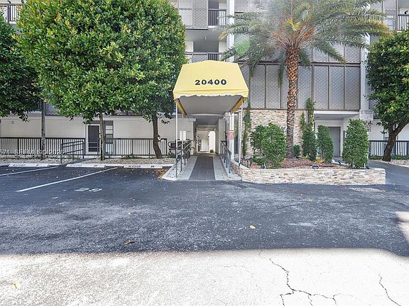 3rd image of 20400 W Country Club Dr APT 214