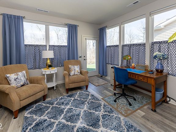 4th image of 4956 Mimosa Dr