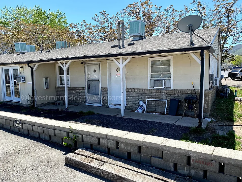 585 N Main St - Tooele, UT