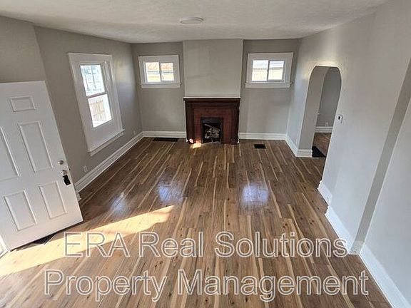 2nd image of 520 Siebert St