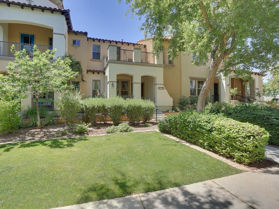 1st image of 21175 W Sunrise Ln