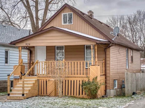 929 Bridge Ave, Windsor, ON N9B 2M9