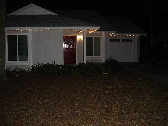 2nd image of 745 Robinhood Dr