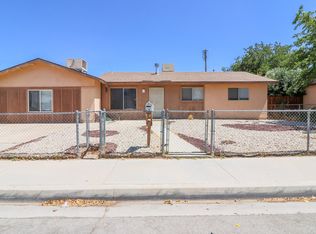 44248 Fenhold St, Lancaster, CA 93535