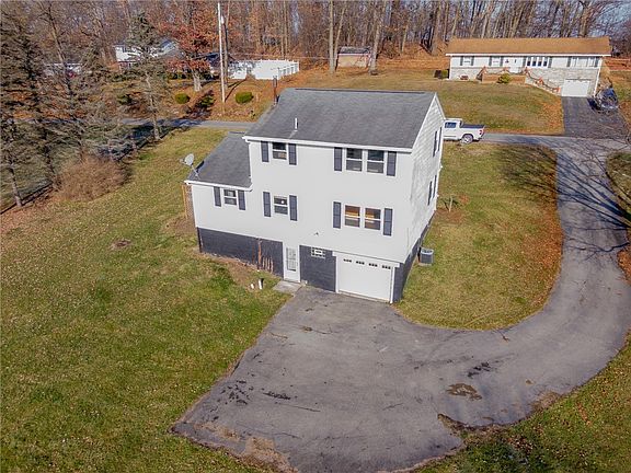 2nd image of 129 Park Dr
