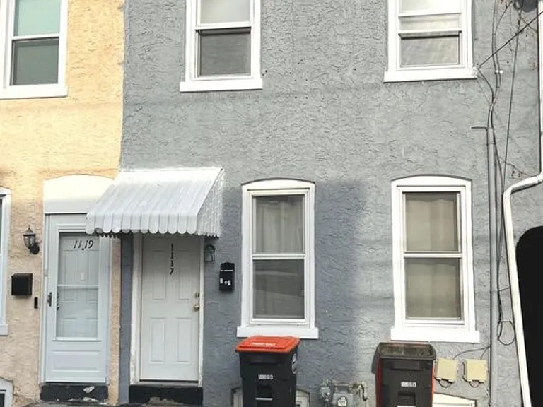 1117 Upland St #2 — Photo 1