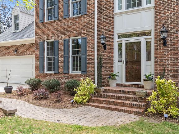 4th image of 103 Hollycliff Ln