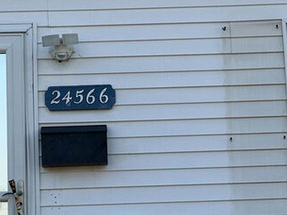 5th image of 24566 Lambrecht Ave