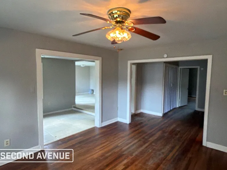 3030 McCool Ave — Photo 2