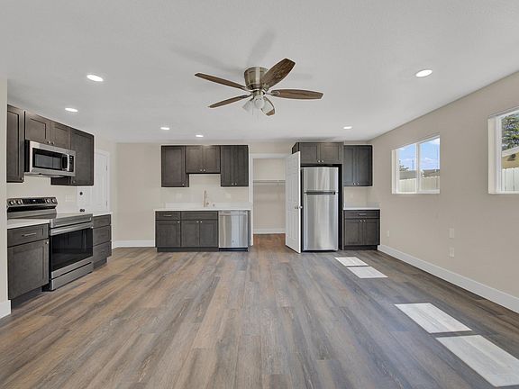 5th image of 517 West St APT A
