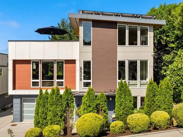8509 Burke Avenue N, Seattle, WA 98103