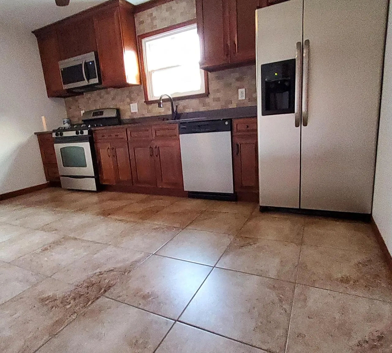 268 Lafayette Ave — Photo 1