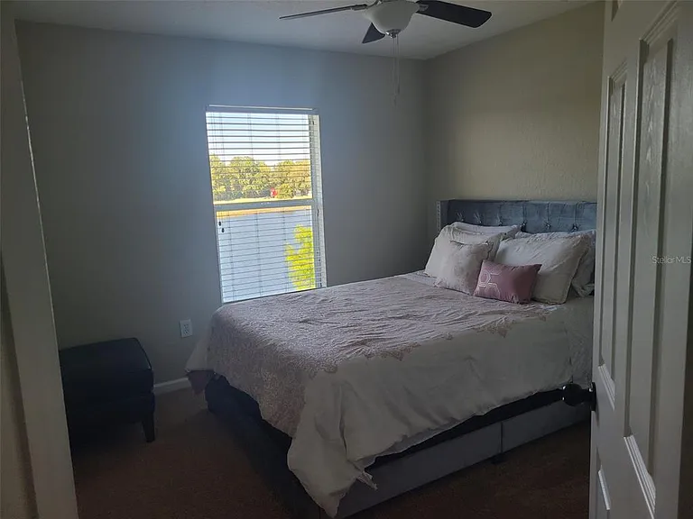 Old Kent Cir — Photo 4