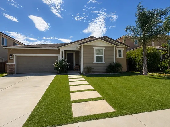 27553 Arches Dr, Menifee, CA 92585