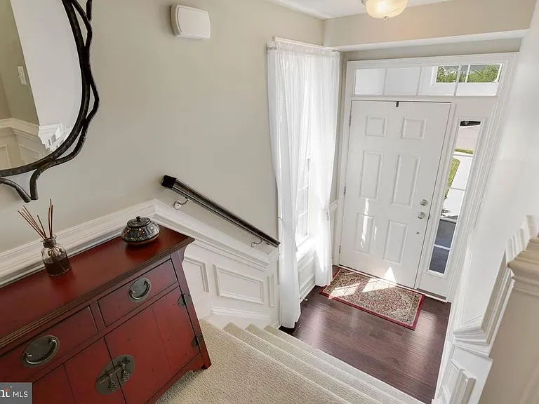 23792 Hopewell Manor Ter — Photo 4